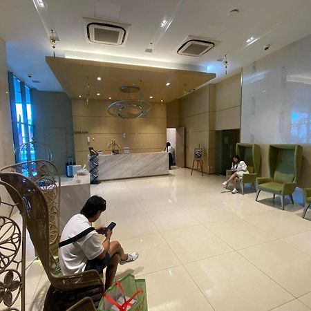 Skyfloat Infinity Hostel Куала Лумпур Екстериор снимка