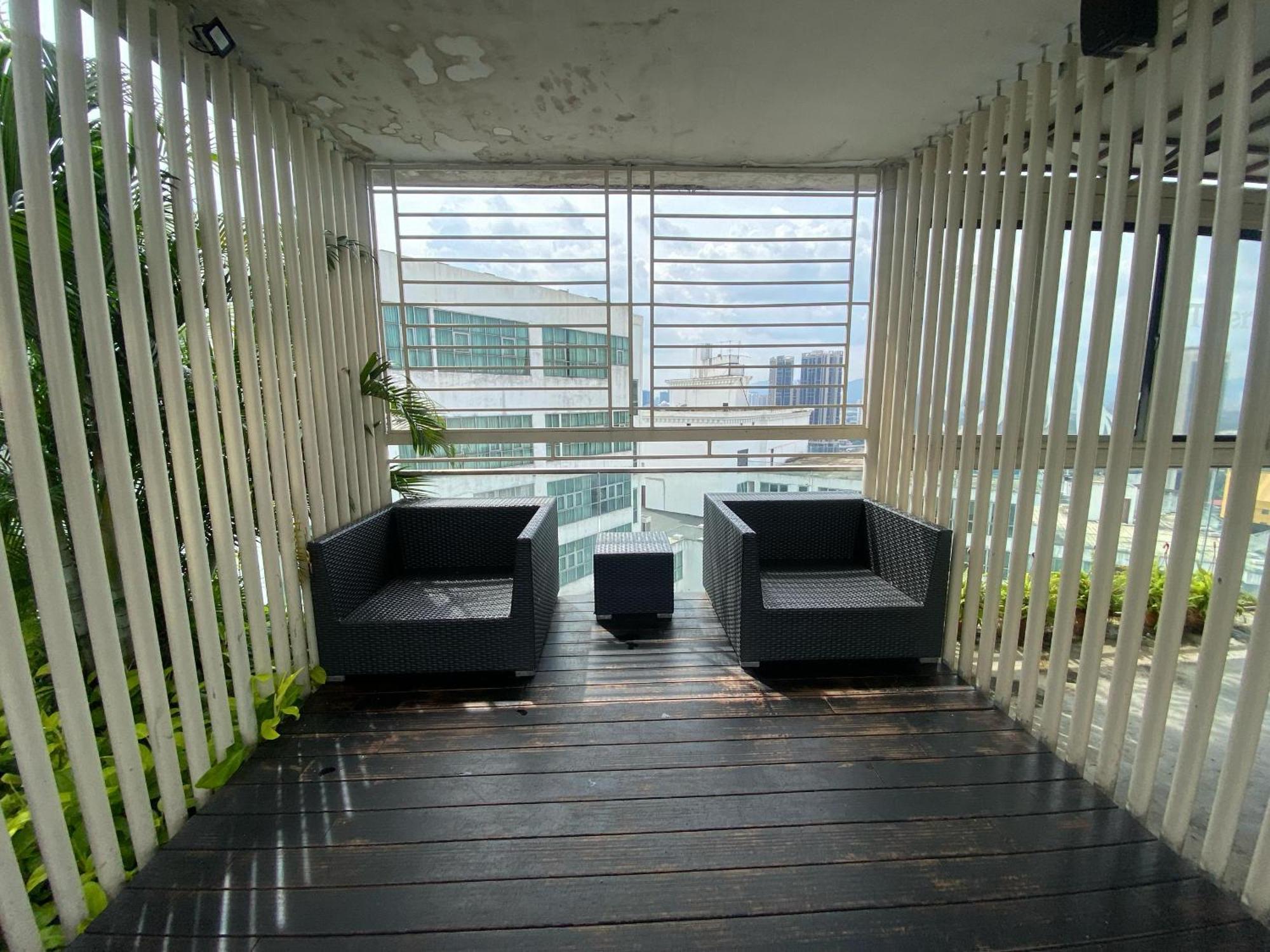 Skyfloat Infinity Hostel Куала Лумпур Екстериор снимка